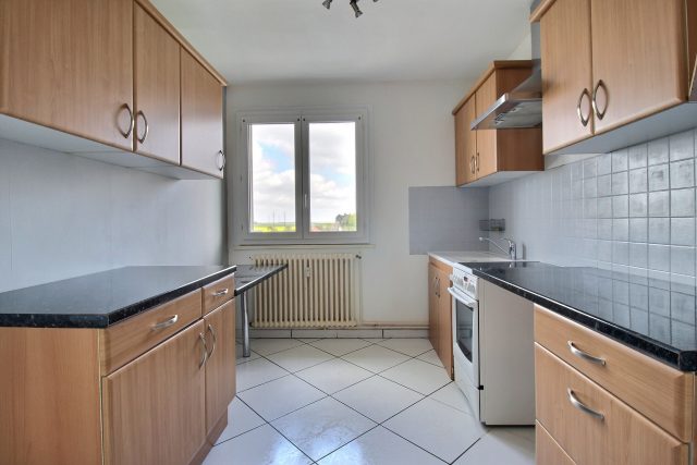 F3 En location à TOURY